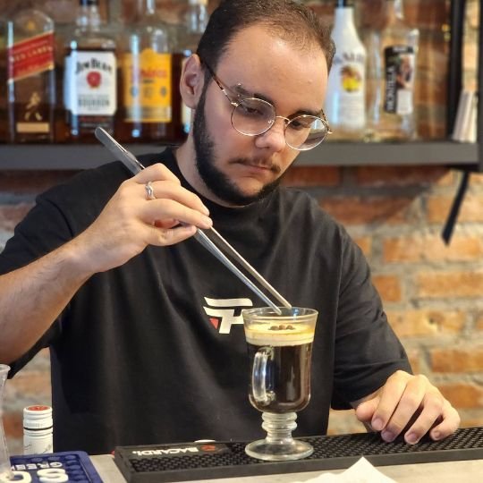 Aluno Bartender Experience - Escola do Entretenimento