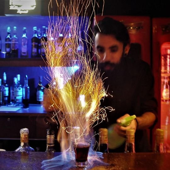 Aluno Bartender Experience - Escola do Entretenimento