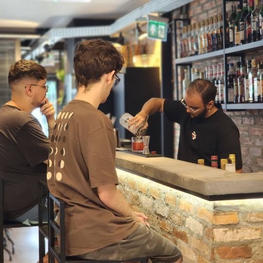 Aluno Bartender Experience - Escola do Entretenimento